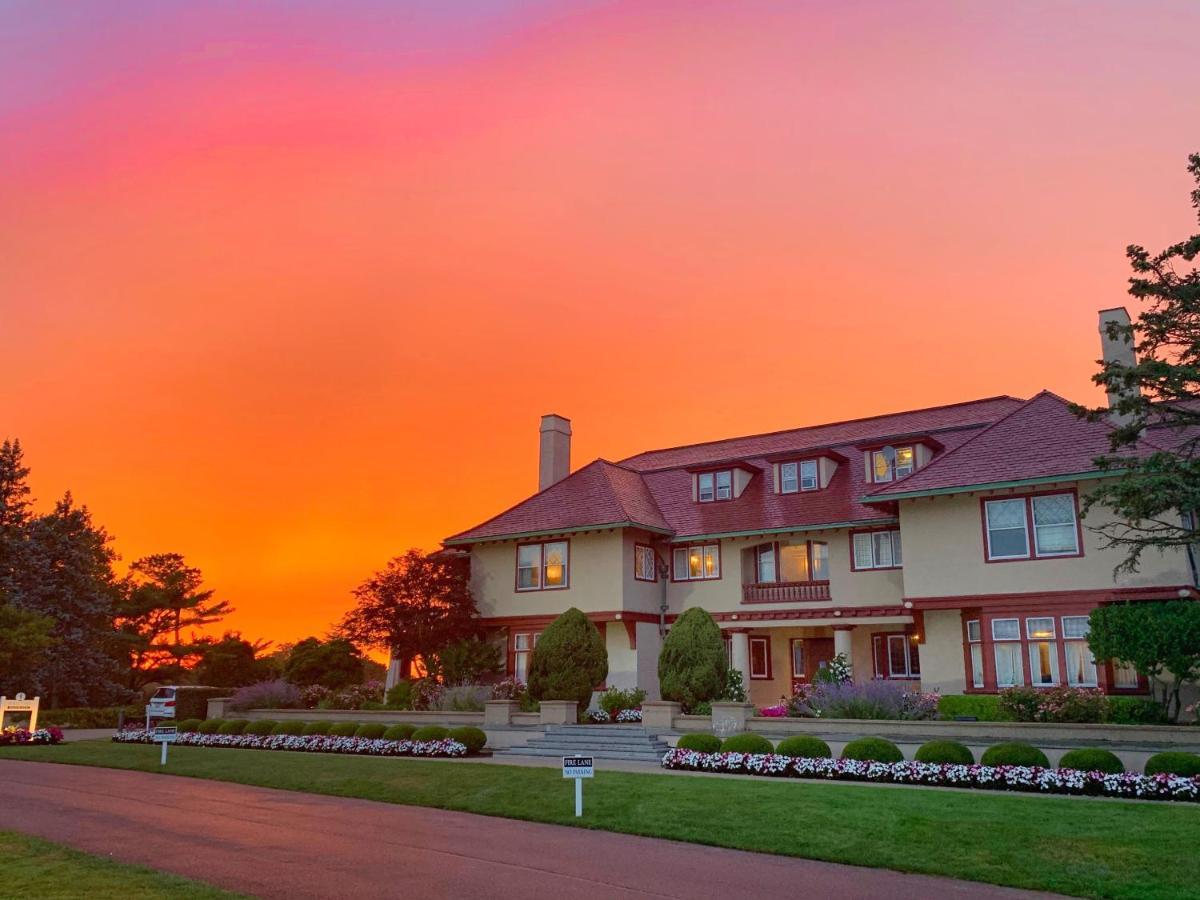 The Villages At Ocean Edge Resort & Golf Club Brewster Exterior photo